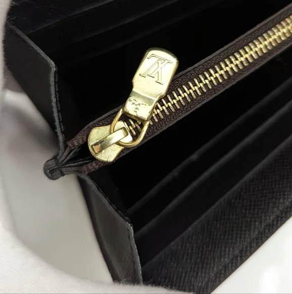 ✨️💎Authentic Louis Vuitton Sarah long wallet Reverse Monogram - Picture 6 of 13